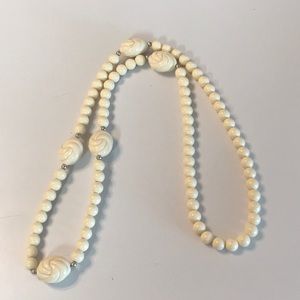 Vintage faux ivory beaded necklace w 5 carved nuggets